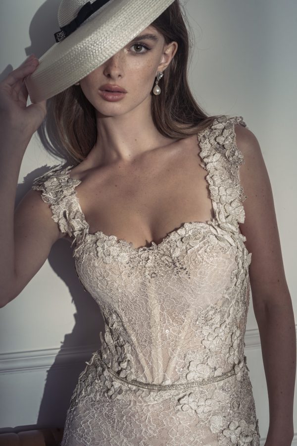 LA JOIE DE VIVRE WEDDING DRESS-vinava