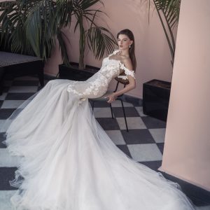 LA JOIE DE VIVRE WEDDING DRESS-vinava