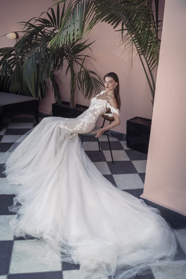 LA JOIE DE VIVRE WEDDING DRESS-vinava