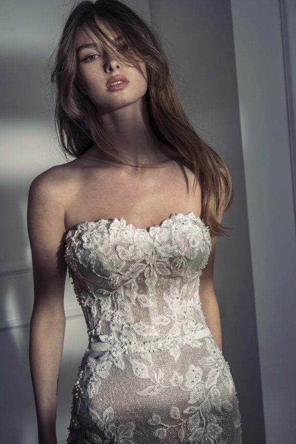 LA JOIE DE VIVRE WEDDING DRESS-vinava