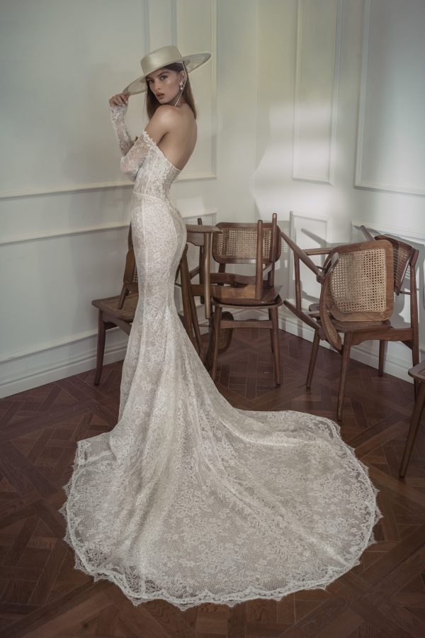 CUSTOM WEDDING DRESS-vinava