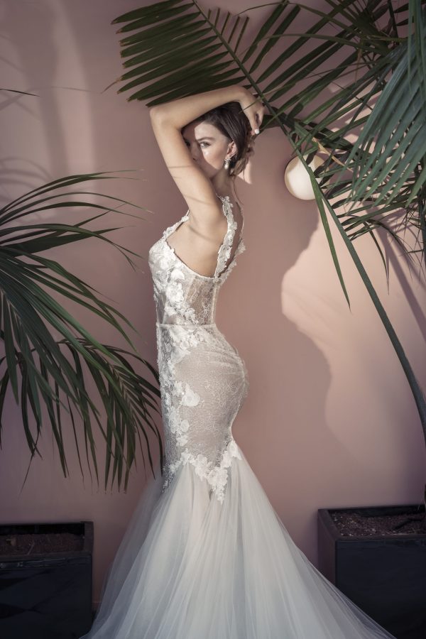 LA JOIE DE VIVRE WEDDING DRESS-vinava