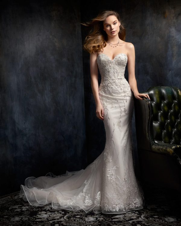 Backless wedding dress-vinava